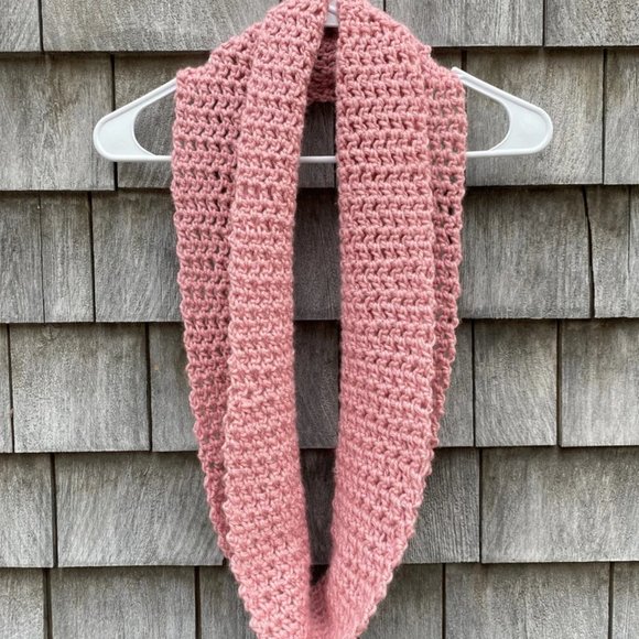 Handmade Infinity Scarf, Rose Color, Soft NWT - Picture 1 of 1